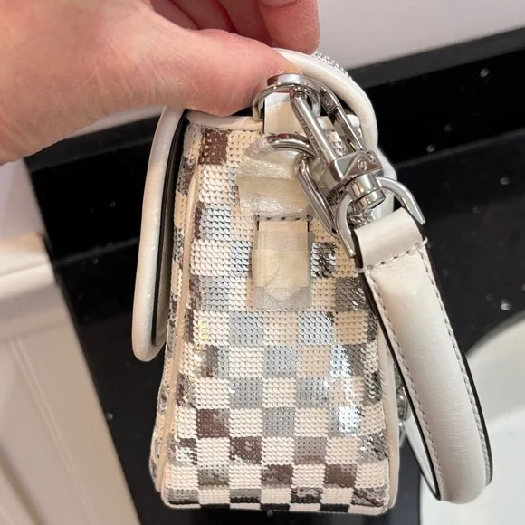 NWOT Michael Kors Sequin Silver and White Bag - Picture 12 of 16